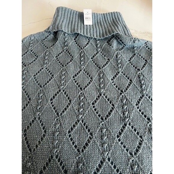 Loft Women's Cropped Cowl Neck Blue Sweater Size Small New With Tags - Picture 5 of 11